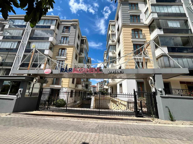 RE/MAX LANDTAN ALI PAŞA MAHALLESINDE SATILIK 3+1 DAIRE
