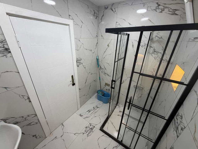 GEBZE’DE BAHÇE KATI 2+1 | 80 M² NET | BALKONLU | DOĞALGAZ KOMBİLİ | BOŞ