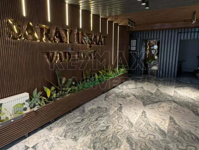 RE/MAX LACIVERT'TEN ALTINSARAY VADIPARK'TA LÜKS SATILIK4+1 DAIRE