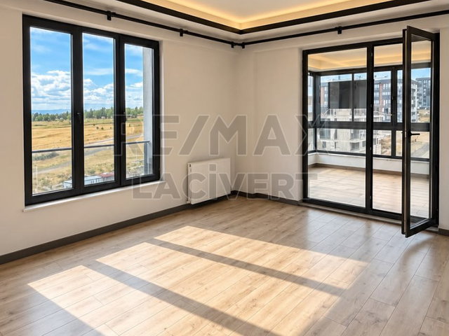 RE/MAX LACIVERT'TEN ALTINSARAY VADIPARK'TA LÜKS SATILIK4+1 DAIRE
