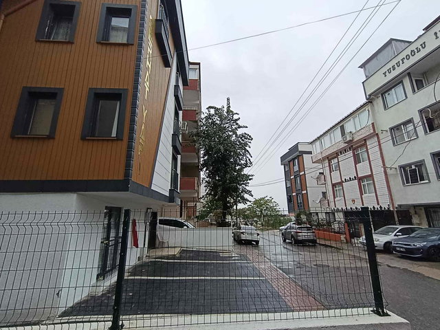 ÖZGÜRLÜK MAHALLESI SIFIR YAPI SATILIK 4+1 DUBLEX