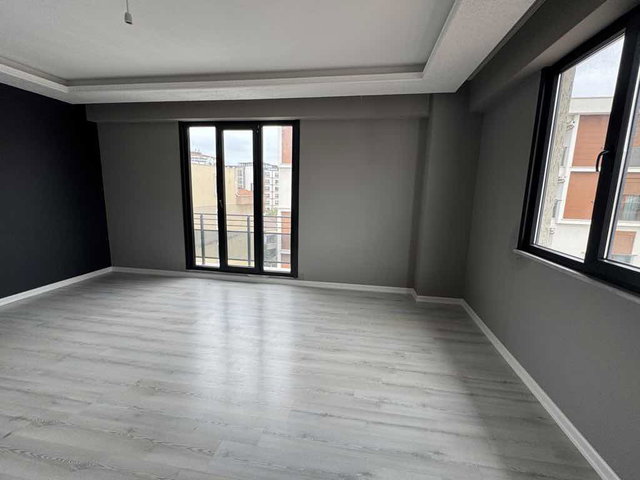 TUZLA YAYLADA YENİ BİNADA 3+2 DUBLEKS BOŞ SATILIK DAİRE