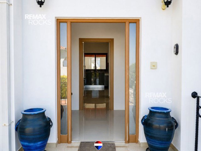 SATILIK VILLA - BAHÇELI, GIRNE, KUZEY KIBRIS