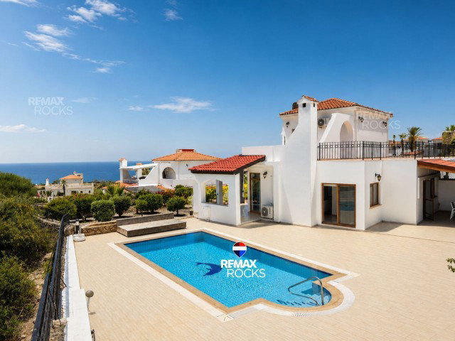 SATILIK VILLA - BAHÇELI, GIRNE, KUZEY KIBRIS