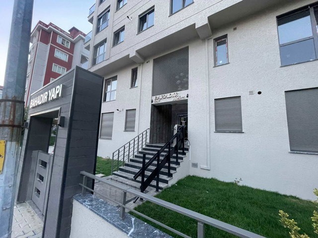 ALTAYÇEŞME SIFIR ARAKAT KAPALI MUTFAKLI AÇIK KAPALIOTOPARKLI 2+1