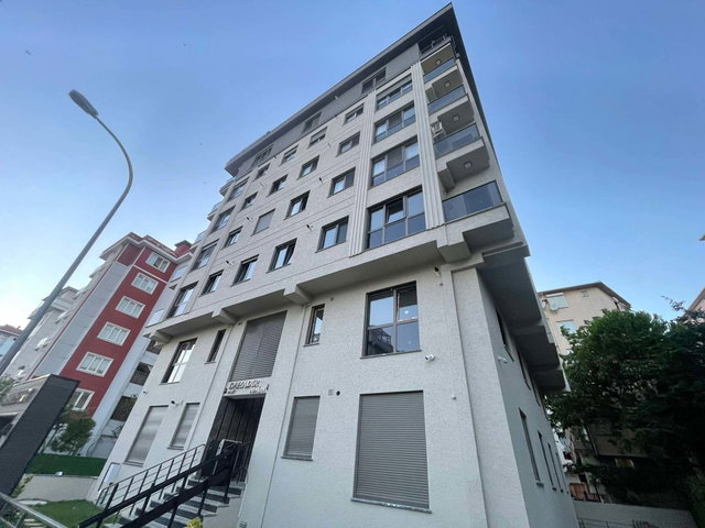 ALTAYÇEŞME SIFIR ARAKAT KAPALI MUTFAKLI AÇIK KAPALIOTOPARKLI 2+1