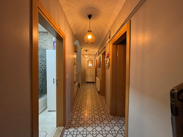 YALOVA MERKEZDE SATILIK GENİŞ 5+1 TRİBLEKS DAİRE