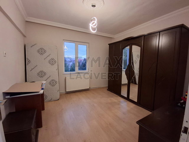 RE/MAX LACİVERT'TEN DADAŞKENT'TE  SATILIK 3+1 DAİRE