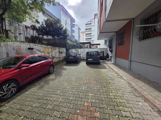 2 NOLU ERDOĞDU YOL ÜZERİNDE GENİŞ 3+1 DAİRE (KİRALIK)
