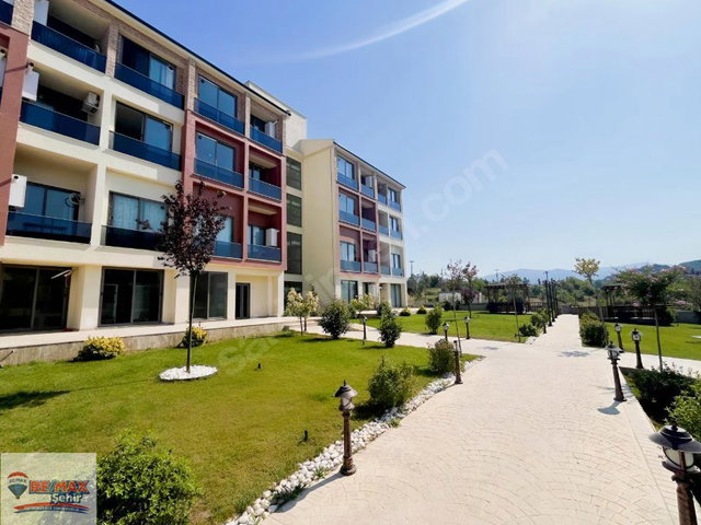 REMAX ŞEHİR YALOVA TABİAT PARK SİTESİNDE KİRALIK 1+1 DAİRE