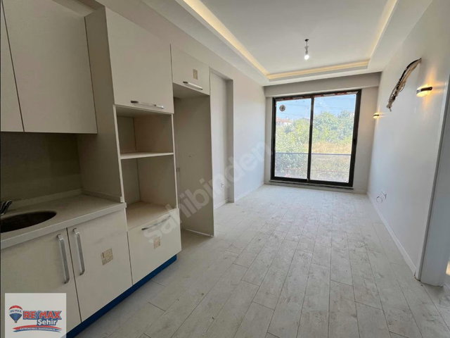 REMAX ŞEHİR YALOVA TABİAT PARK SİTESİNDE KİRALIK 1+1 DAİRE
