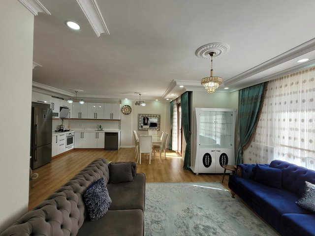 SİLİVRİ ORTAKÖY SATILIK 5+1 VİLLA