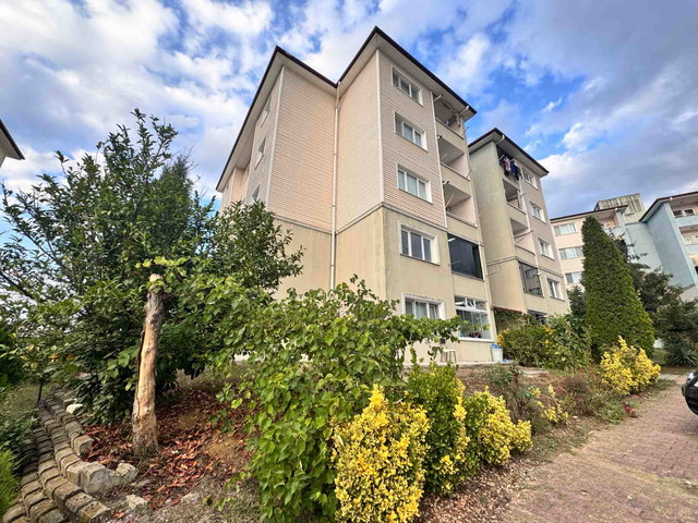 KORUCUK MAHALLESİ – 2922 İDEALKENT SİTESİ’NDE SATILIK 2+1 DAİRE