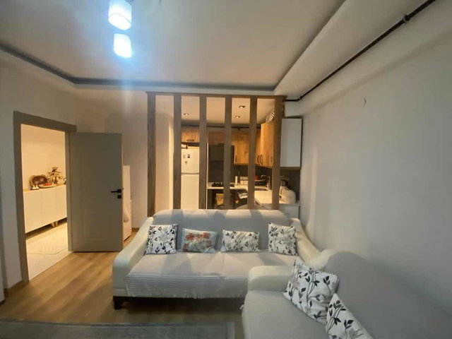 GÜLTEPE'DE METROBÜSE YAKIN, KIRALIK 2+1 DAIRE (80M²)