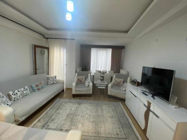 GÜLTEPE'DE METROBÜSE YAKIN, KIRALIK 2+1 DAIRE (80M²)