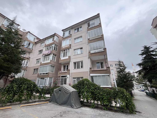 ÇAKIRLAR’DA BOTANİK METRO DİBİNDE SİTE İÇİNDE  3+1 FERAH, BALKONLU, BOŞ KİRALIK DAİRE