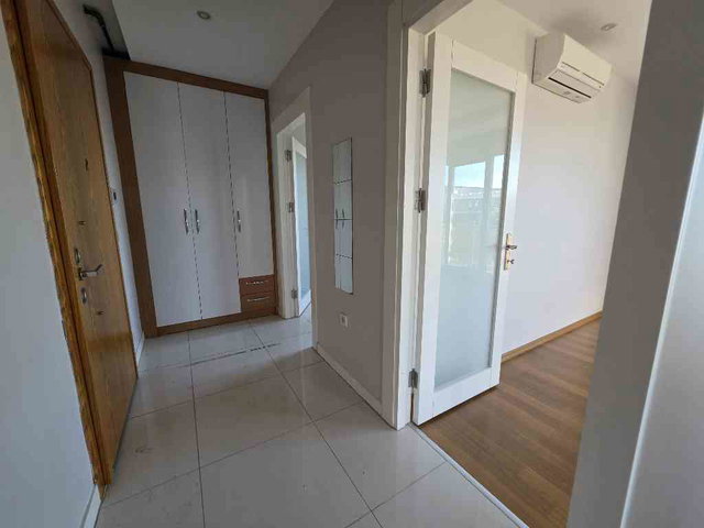 BEYLİKDÜZÜ CADDE ÜZERİNDE 2+1 ARAKAT S.İÇİ EBEVEYNLİ FIRSAT DAİRE