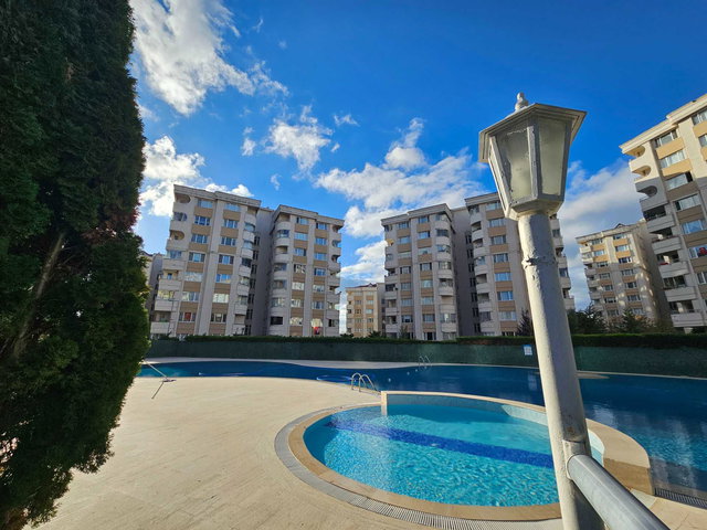 NURAN KARABAŞ ÇEKMEKÖY PARADISE CITY 3+1 SATILIK ARA KAT