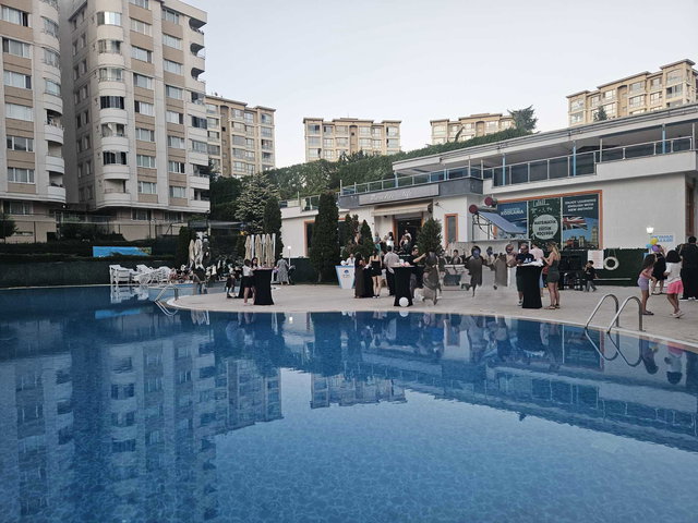 NURAN KARABAŞ ÇEKMEKÖY PARADISE CITY 3+1 SATILIK ARA KAT