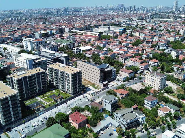 FİRÜZKÖY'DE GÖL MANZARALI ASANSÖRLÜ,OTOPARKLI,HAVUZLU VİLLA