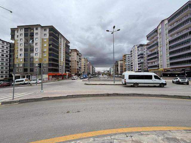GÜRLER MAH.’DE 2021 YAPIMI 3+1 | 105 M² | BALKONLU | MERKEZİ ISITMALI | KREDİYE UYGUN