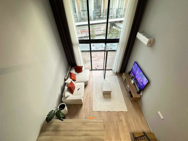 İN MARİ SİTESİ TERASLI VE DENİZ MANZARALI BÜYÜK TİP 1+1 LOFT DAİRE
