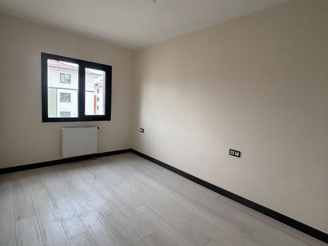 RE/MAX LACİVERT'TEN ILICA YENİ TOKİLER'DE KİRALIK 3+1 DAİRE