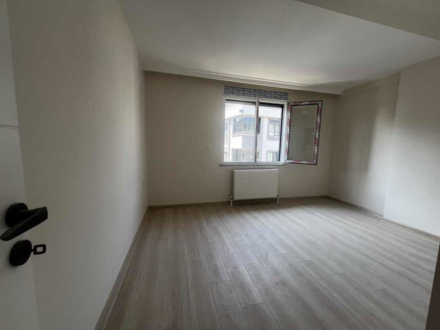 BAHÇELIEVLER MERKEZ MAHALLESINDE KIRALIK 3+2 DUBLEKS