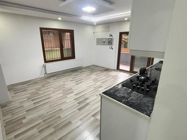 ALİAĞA YENİ MAH’DE 3+1 BAHÇE KATI, BALKON, KREDİYE UYGUN
