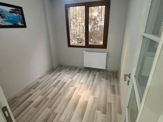 ALİAĞA YENİ MAH’DE 3+1 BAHÇE KATI, BALKON, KREDİYE UYGUN