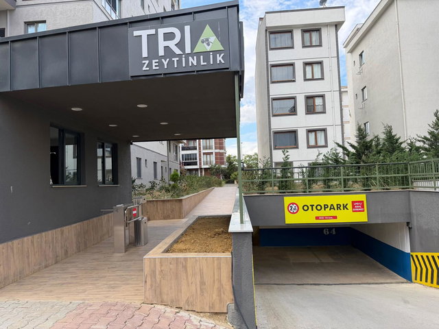 EKŞİOĞLU TRİA ZEYTİNLİKTE KAPALI OTOPARKLI, GÜVENLİKLİ SİTE 2+1
