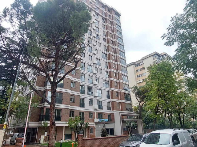 KADIKÖY / GÖZTEPE' DE SIFIR KIRALIK 2+1 DAIRE...