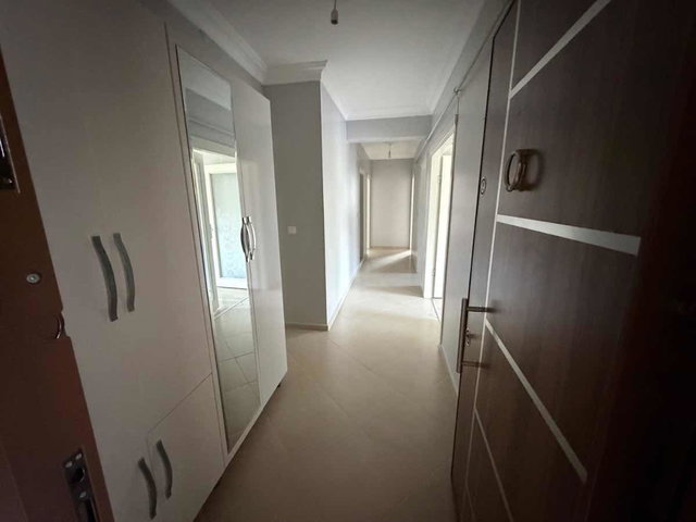 DERİNCE YELKENT ZİRVE EVLERİNDE SATILIK 2+1 ARAKAT BOŞ DAİRE
