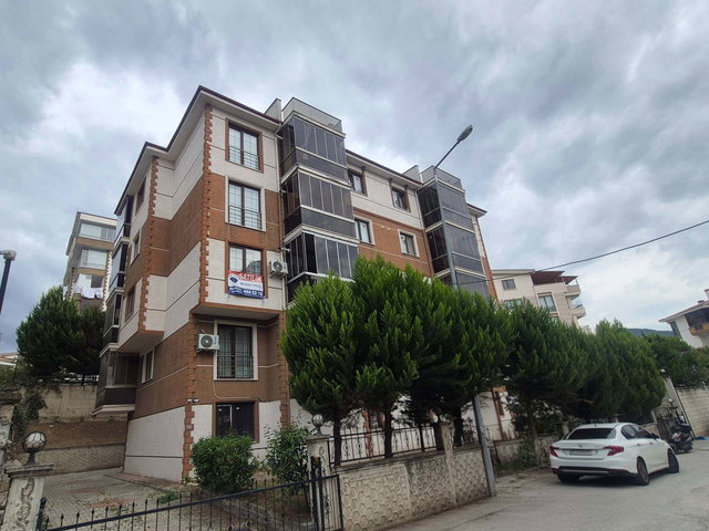 REMAX ADVANTAGE'DEN SATILIK NİLÜFER/DEMİRCİ'DE 3+1 FIRSAT DAİRE