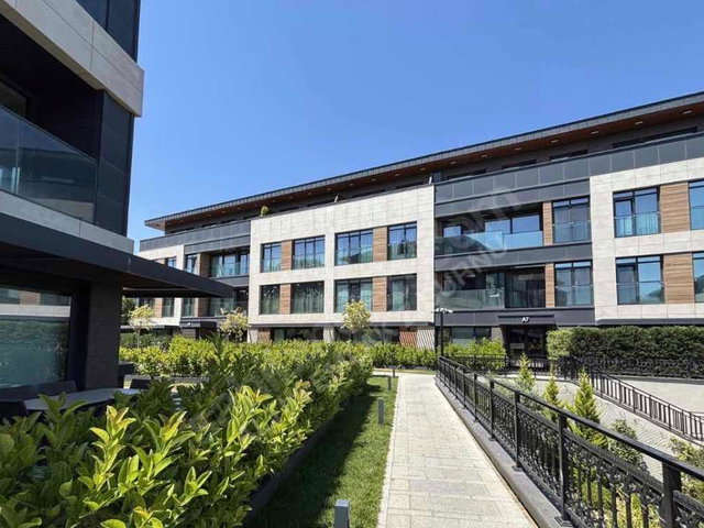 ZEYTINBURNU SELENIUM PARK SITESI'NDE SATILIK 3,5+1 BAHÇE DUBLEKSI