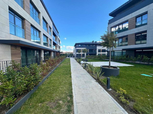 ZEYTINBURNU SELENIUM PARK SITESI'NDE SATILIK 3,5+1 BAHÇE DUBLEKSI