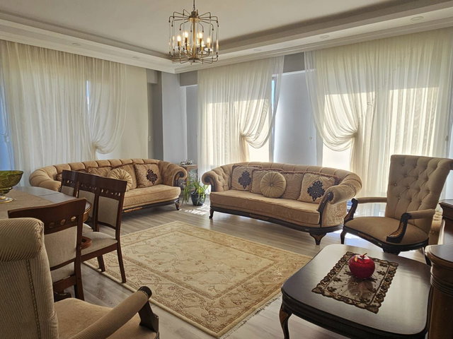 REMAX MAVİ ARABACIALANI SİTEİÇİ 3.KAT,3+1,130 M2 SATILIK DAİRE