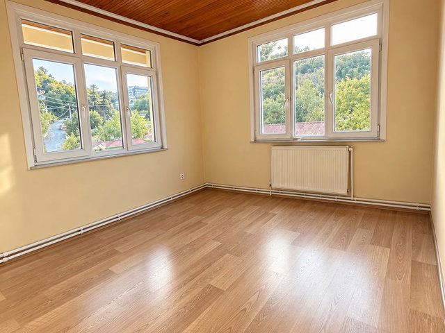 ÜSKÜDAR KÜÇÜKSU'DA 3+1 KİRALIK DAİRE