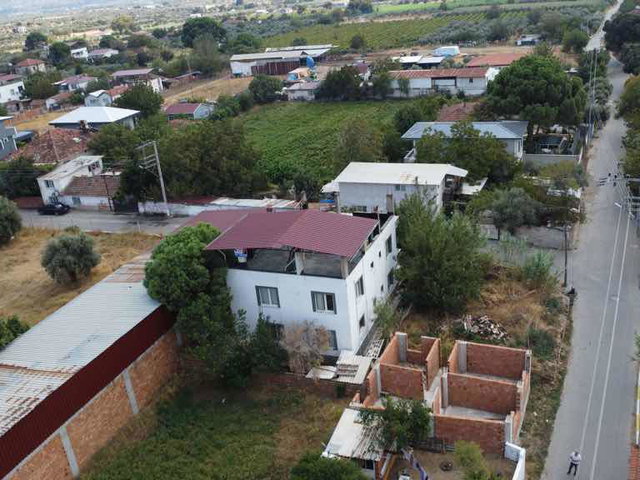 REMAX ARMA’DAN KARAKUYU’DA SATILIK 2 KATLI MÜSTAKİL EV