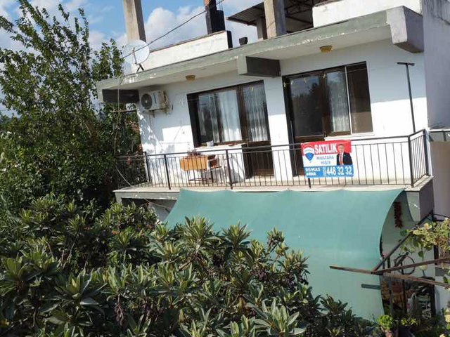 REMAX ARMA’DAN KARAKUYU’DA SATILIK 2 KATLI MÜSTAKİL EV