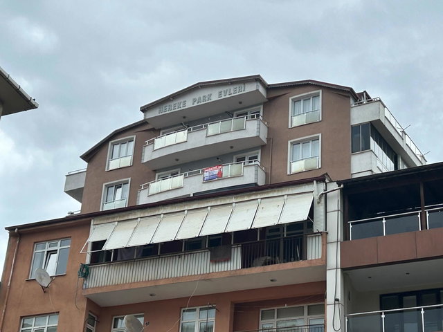 KOCAELİ AŞAĞI HEREKE'DE HEREKE PARK EVLERİ DENİZ MANZARALI 3+1 SATILIK ÇATI DUBLEKS