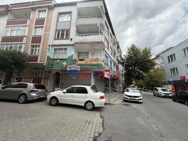 UĞUR MUMCU’DA GENIŞ BALKONLU, FERAH 2. KAT KIRALIK DAIRE