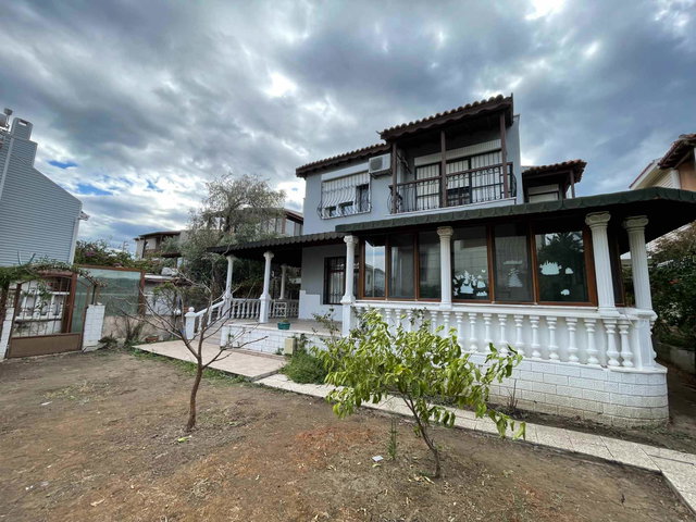 AYVALIK CUNDA ADASINDA YILLIK KIRALIK 3+1 MÜSTAKIL VILLA