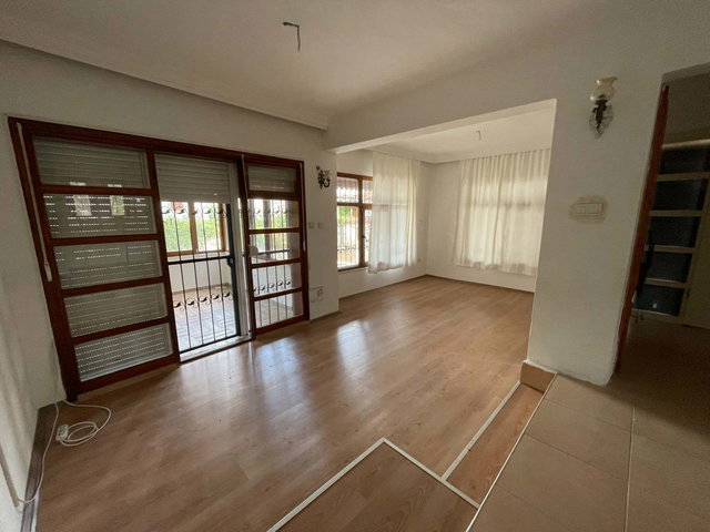 AYVALIK CUNDA ADASINDA YILLIK KIRALIK 3+1 MÜSTAKIL VILLA