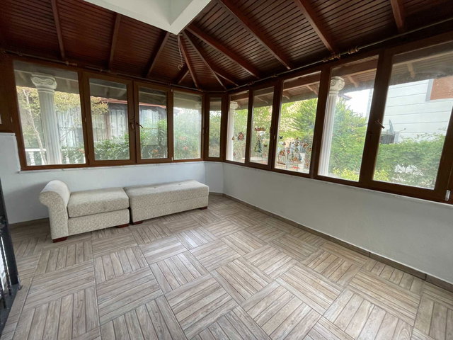 AYVALIK CUNDA ADASINDA YILLIK KIRALIK 3+1 MÜSTAKIL VILLA