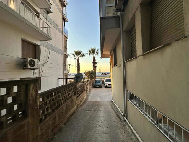 MİTHATPAŞA CADDESİ KÖPRÜ TRANVAY DURAĞI YAKINI SATILIK 2+1 YALI DAİRESİ