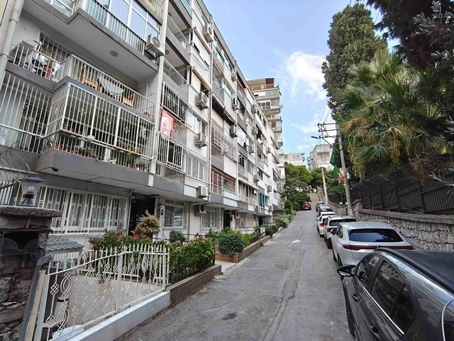 GÖZTEPE’NIN MERKEZINDE, OKULLARA & METROYA YÜRÜME MESAFESINDE KIRALIK 3+1