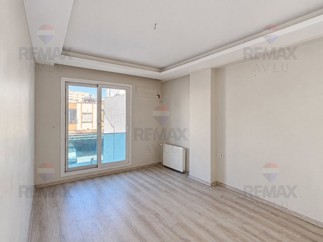 REMAX AVLU’DAN TOROSLAR'DA SATILIK 2+1 ARA KAT DAİRE