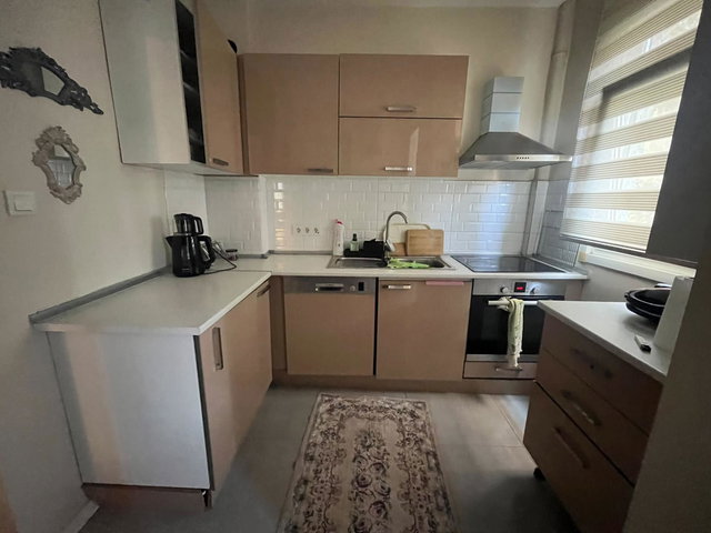 KOZYATAĞI 'NDA ÇIFT BALKONLU SATILIK 3+1 DAIRE