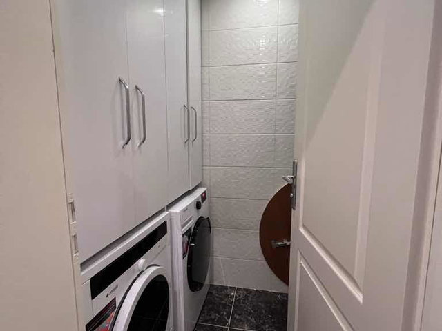 BEYLIKDÜZÜ PARLAMENTERLER SITESINDE SATILIK 3+1 DAIRE